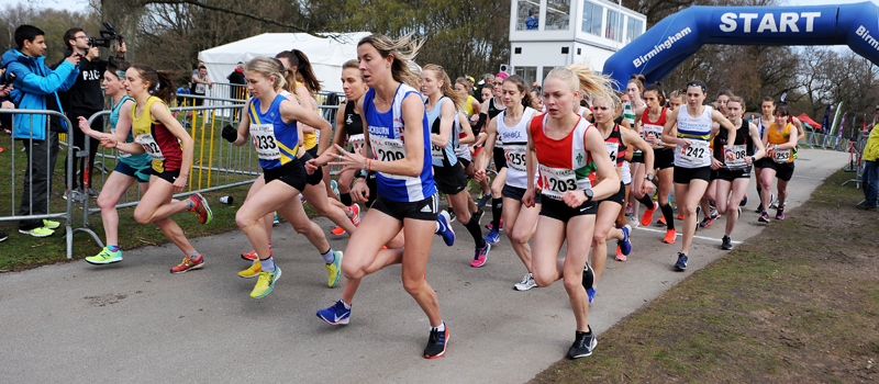 Women relay start - 4 stage road relays 2019