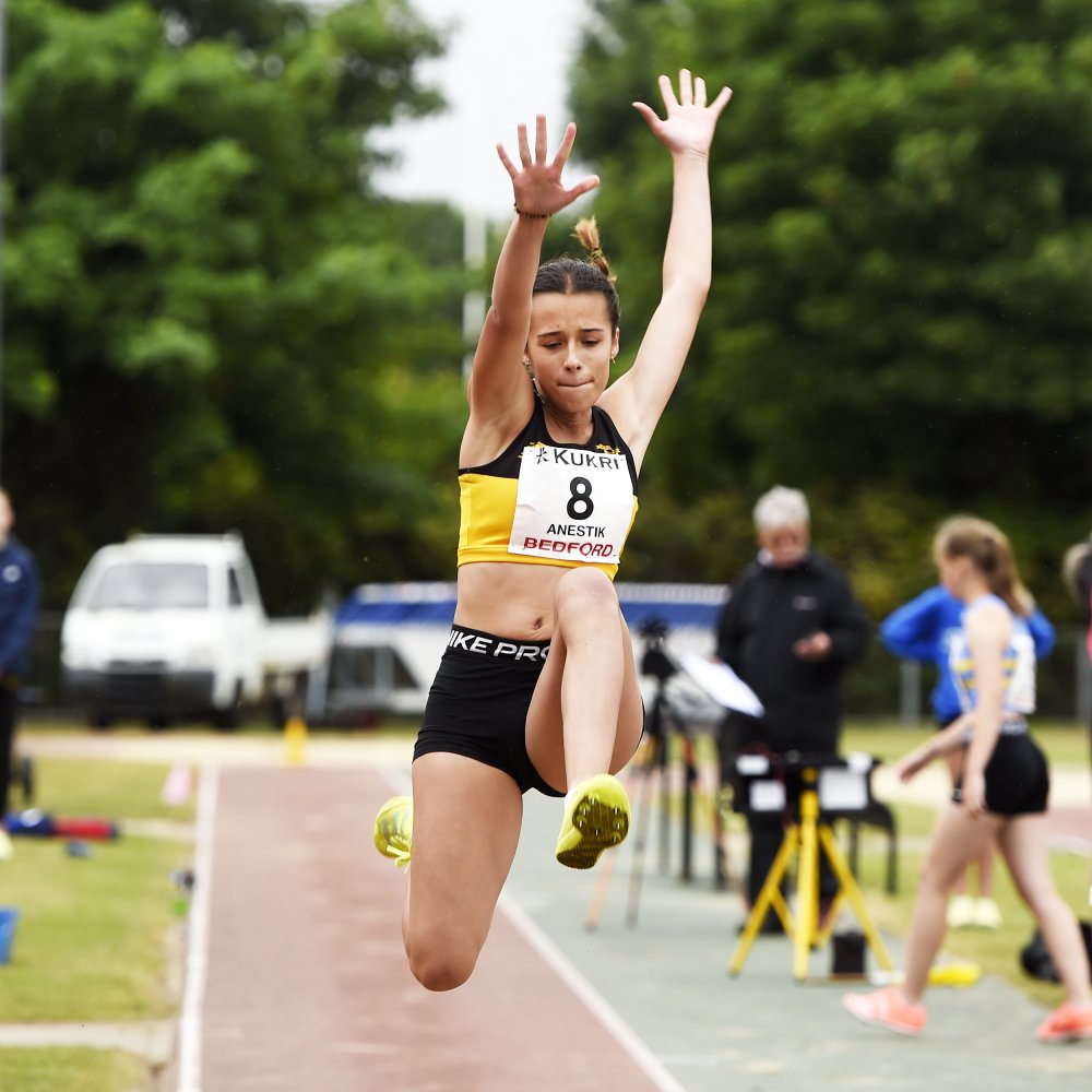 Victoria Anestik long jump