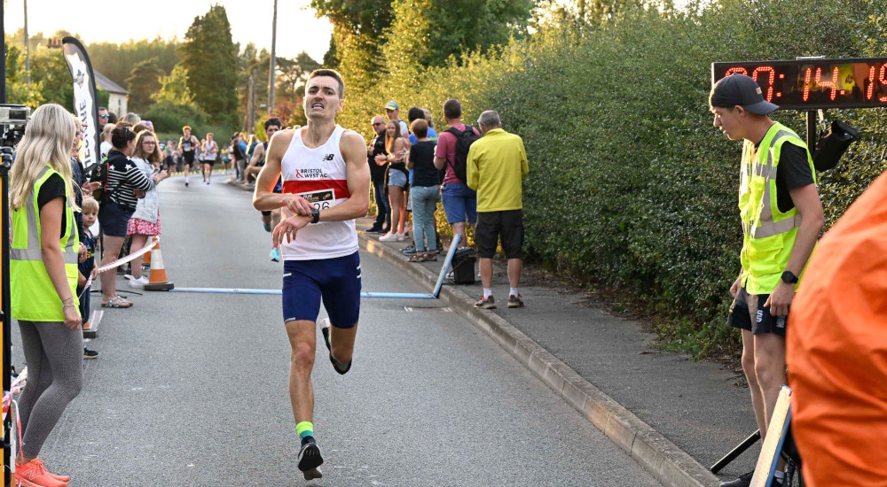 Kurt Taylor runs the Mid Cheshire 5k