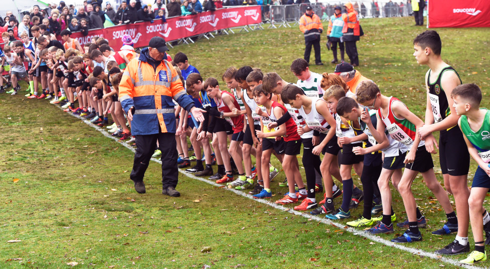 Mansfield 5 November 2022. Race official at the start of the under 13 boys race. Photo by Mark Shearman