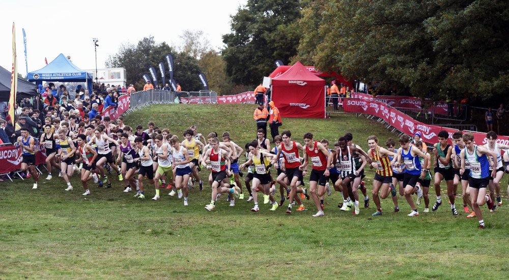 Mansfield, 5 November 2022. Race official at the start of the under 13 boys' race. Photo by Mark Shearman