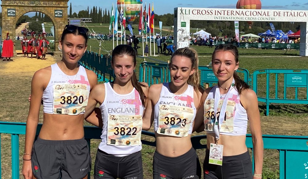 Junior women at Seville