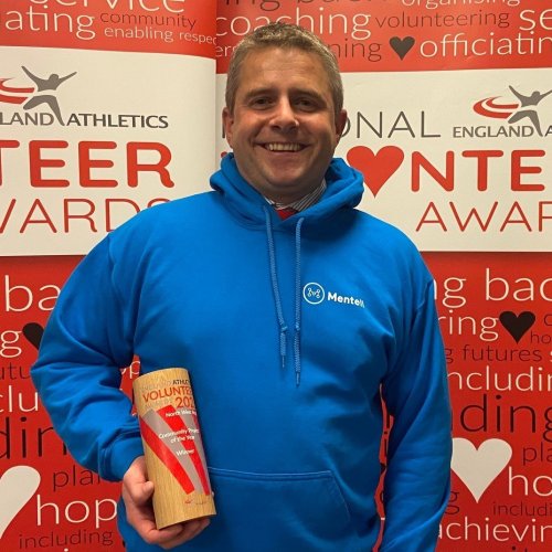 Community winner Paul McIntyre Dabbers Dash at North West Volunteer Awards 2023