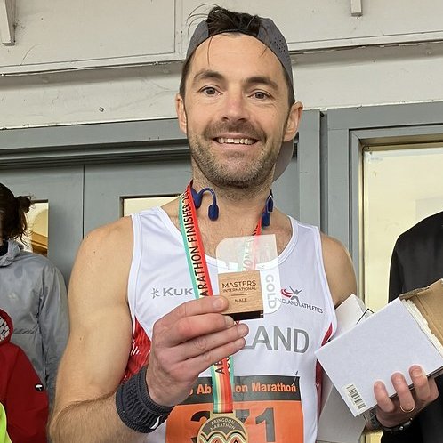 Tom Hollis winner of Abingdon Marathon