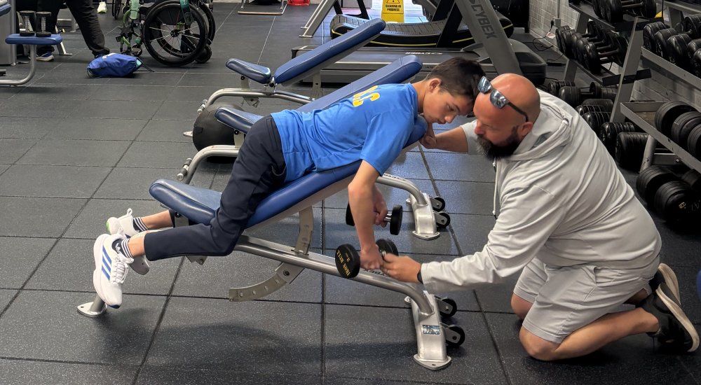 frame running training in gym