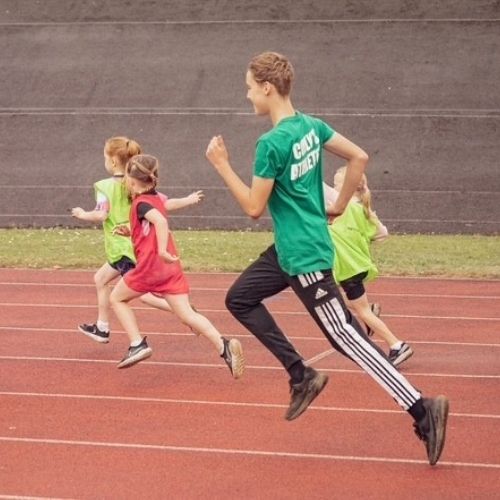Curly's funetics young leader running