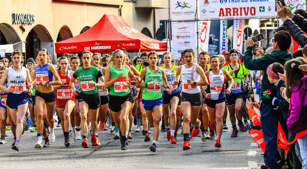 Trofeo Vanoni relays start for the women's race